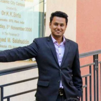 Dr Kushagra Agrawal